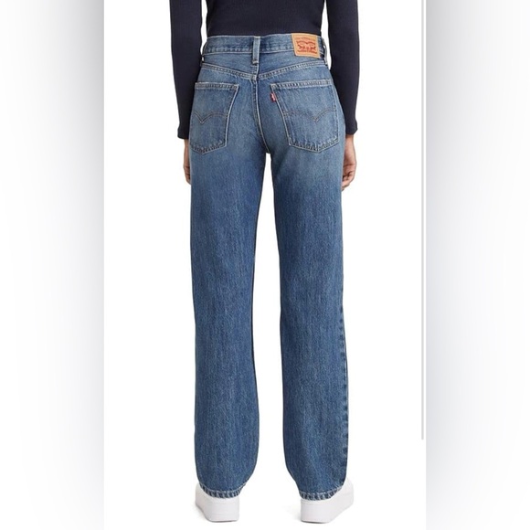 Woman’s Levi’s Low Pro Straight Jeans size 31 - Picture 2 of 9